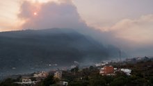 Tenerife: Širi se šumski požar, tjera tisuće ljudi iz domova