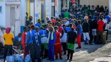 Sve veći pritisak: Na Lampedusi rekordan broj migranata