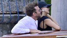 Irina Shayk i Bradley Cooper uživaju na odmoru, a svi se pitaju jesu li ponovo skupa