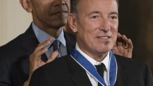 Bruce Springsteen se tajnim nastupom oprostio od Obame