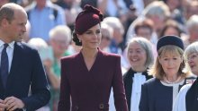 Modna ikona: Kate Middleton oličenje je elegancije u boji koju ili volite ili ne