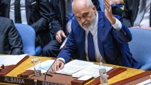 Edi Rama: Dan žalosti za stradalim teroristima je najgori signal koji je Srbija mogla poslati