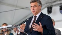 Plenković: Milanović je prije potpisivao zakone u kraćem roku, laže da je to sada problem