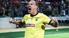 Ovakav Domagoj Vida treba Hrvatskoj; treći gol u trećem natjecanju!