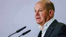 Scholz: Moramo brže deportirati migrante koji nemaju pravo ostati