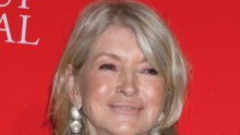 Martha Stewart uzvratila onima koji smatraju da bi se trebala odijevati 'u skladu s godinama'