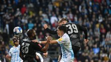 Rijeka i Dinamo odigrali sadržajan derbi po mjeri Hajduka, Modri su dva puta vodili...