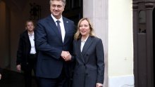 Giorgia Meloni stigla u Banske dvore, dočekao je Plenković