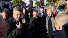 Plenković: Hrabrost branitelja obvezuje da štitimo dignitet Domovinskog rata