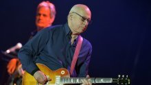 Mark Knopfler prodaje više od 120 gitara: 'Bit ću tužan gledajući ih kako odlaze'