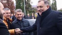 Dodik prostačio i vrijeđao na sudu: 'Sklonite Schmidta i Murphya i ta s...'