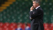 Hiddink posramljen otišao s klupe Nizozemske