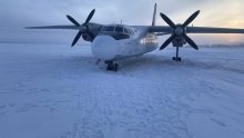 Avion greškom sletio na zaleđenu rijeku umjesto na pistu