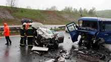 Troje ozlijeđenih u teškom sudaru na autocesti Zagreb - Rijeka