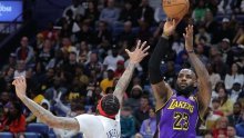 LeBron James proslavio 39. rođendan i utrpao 34 koša, ali to nije bilo dovoljno