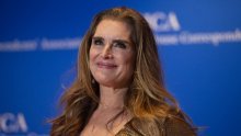 Brooke Shields progovorila o sijedim obrvama, tabu-temi koja muči mnoge žene