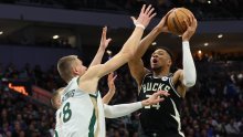 Milwaukee i Giannis uzdrmali Boston, Lakersi i LeBron doživjeli novi težak udarac