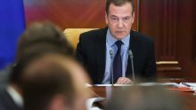 Medvedev prijeti: Ako britanski vojnici dođu u Ukrajinu, to će biti objava rata Rusiji!