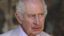 Poznato je koliko će trajati oporavak 75- godišnjeg kralja Charlesa III