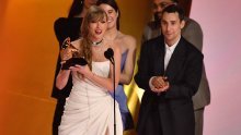 Dodijeljene su nagrade Grammy: Taylor Swift na rubu suza nakon što je ispisala povijest