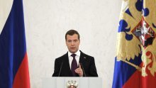 Medvedev: Timošenko je 'unutarnje pitanje' Ukrajine