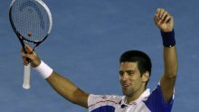 Uplatio 120 tisuća funti da Nole prolazi Federera