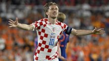 Dok su 'vatreni' u Zagrebu predstavljali nove dresove, Luka Modrić bio je u Dubaiju