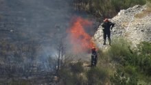 Optužen 18-godišnjak kojem je 'došlo paliti požare'