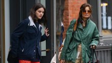 Izgledaju kao sestre: Katie Holmes i Suri krenule na put