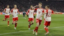 Bayern u Bundesligi loš, ali ostao je u utrci za naslov najboljeg u Europi