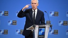 Stoltenberg: Kina mora prestati pomagati Rusiji ako želi dobre odnose sa Zapadom