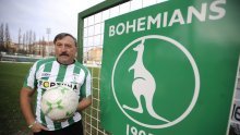 Pogledajte kako je legendarni Antonin Panenka u 75. godini opet zabio penal 'panenkom'