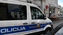 U stanu u Novom Zagrebu policija kod muškarca pronašla drogu, streljivo i novac