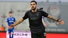 Dinamo nakon ludog preokreta pobijedio Slaven. Jakirović debitirao kod Jakirovića