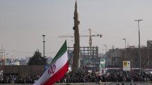 Iran hutistima na raspolaganje stavio svoje balističke projektile