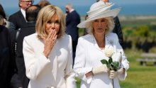Ovo se ne događa često: Brigitte Macron iznenadila je kraljicu Camillu 'čudnom' gestom