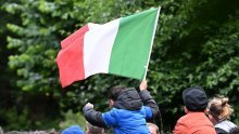 Talijani doputovali u svoj kamp u Njemačkoj; dočekale ih stotine navijača