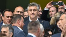 Među tisućama navijača u Hamburgu našao se i Andrej Plenković