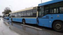 Osam ozlijeđenih u sudaru triju autobusa ZET-a