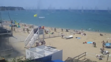 Pojavio se video s Krima: Ruski turisti bježe dok na plažu padaju projektili