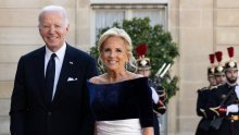 U ključnom trenutku, Jill Biden je zvijezda naslovnice Voguea, a komentari su eksplodirali