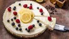 Slatki recept idealan za vrućine: Ova osvježavajuća torta prava je rapsodija okusa