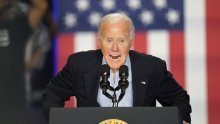 Biden traži zabranu puške kojom je pucano na Trumpa