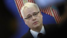 Josipović poželio mir, zajedništvo i ljubav