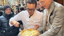 Italija je na nogama: Jedan napuljski pizzaiolo stavio je ananas na pizzu margheritu