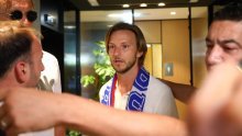 Ivan Rakitić sletio u Split; navijači Hajduka u euforiji, sprema se veliki doček