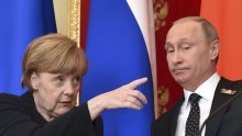 Merkel: G8 opet moguć kad Rusija prihvati zajedničke vrijednosti