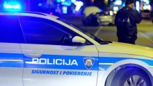 Policija ganjala kombi, udario je u stup: Ozlijeđeno 10 ljudi, među njima i dijete