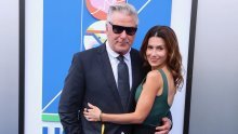 Nerazdvojni usprkos svemu: Alec Baldwin ne odvaja se od prelijepe supruge