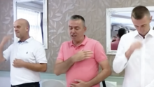 Ćipe objavio video na Facebooku kako bi dokazao da se zna prekrižiti